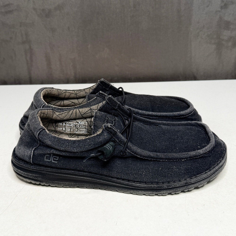 Hey Dude Wally L Men 9 Black Canvas Slip On Casual Loafer Moc Toe Bungee Laces